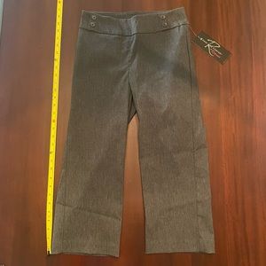 Gray work pants capris. Stretchy. NWT